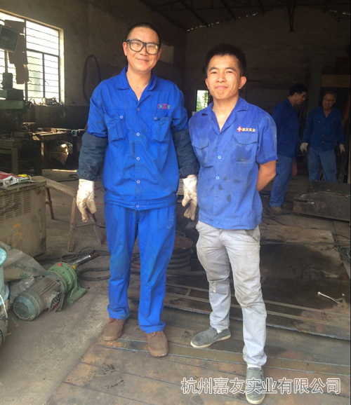 杭州嘉友与客户合影